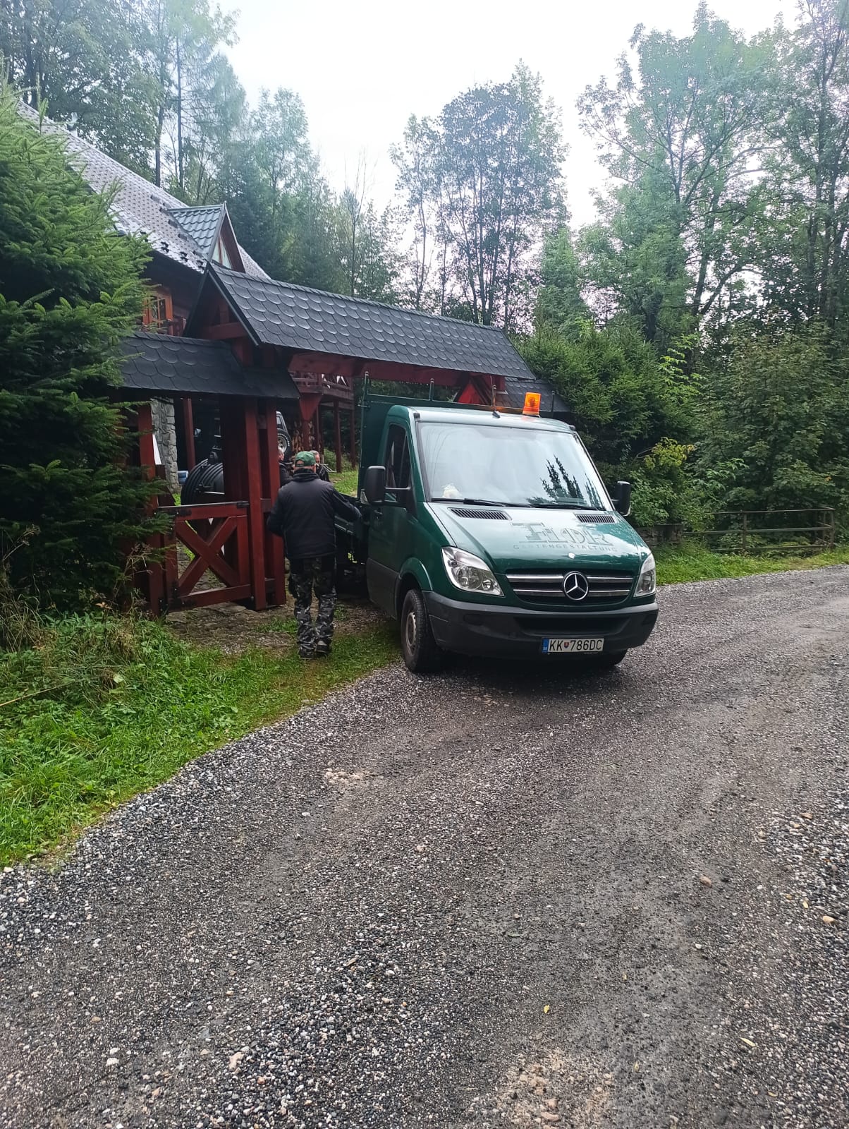 Preprava a logistika